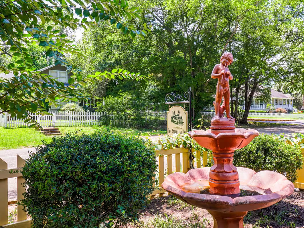 Garden fountain at the Steamboat Inn bed and breakfast