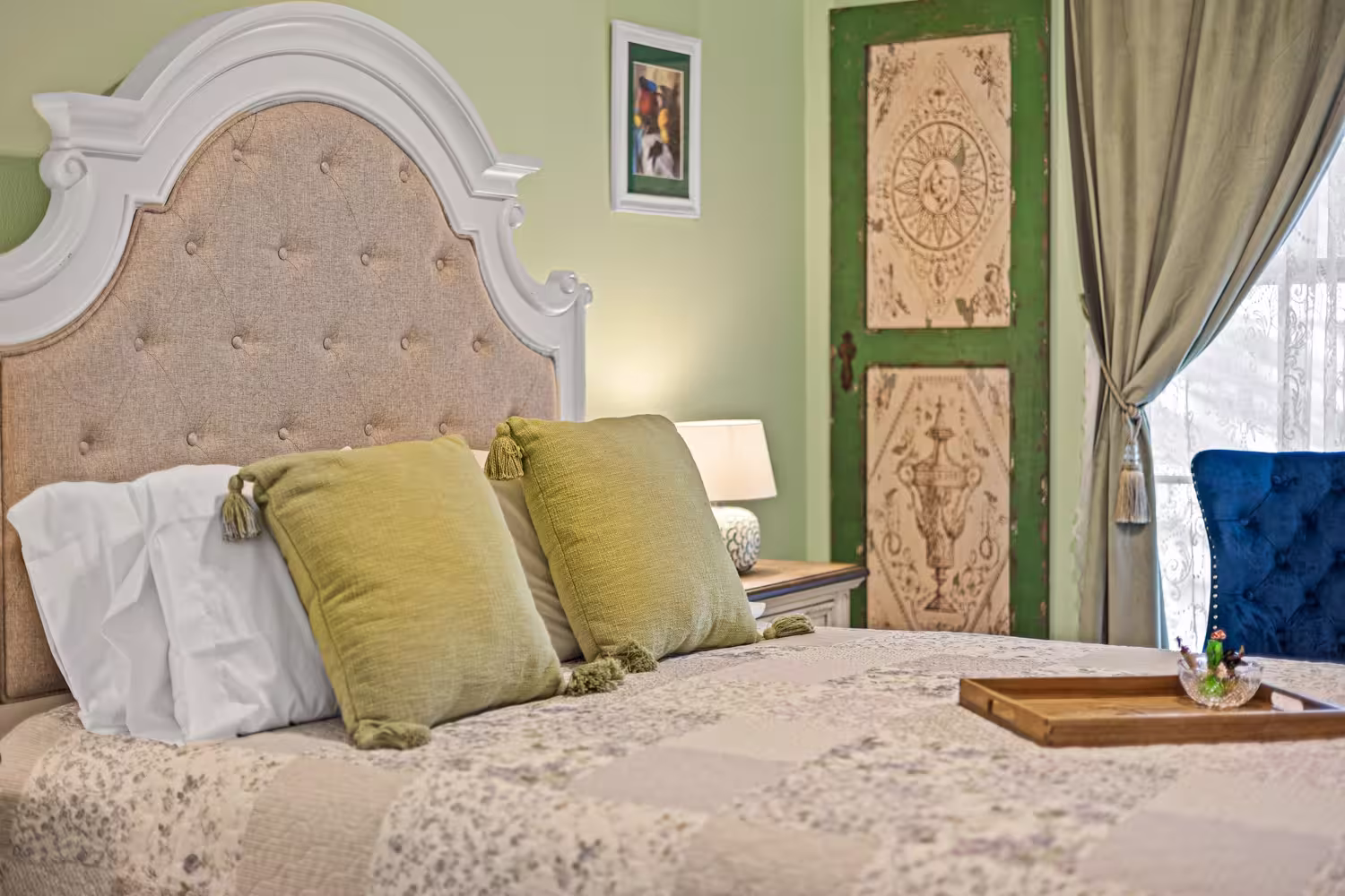 Azalea Room — photo 2