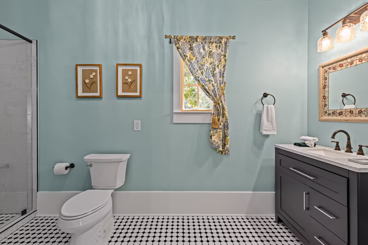 Azalea Room — photo 3