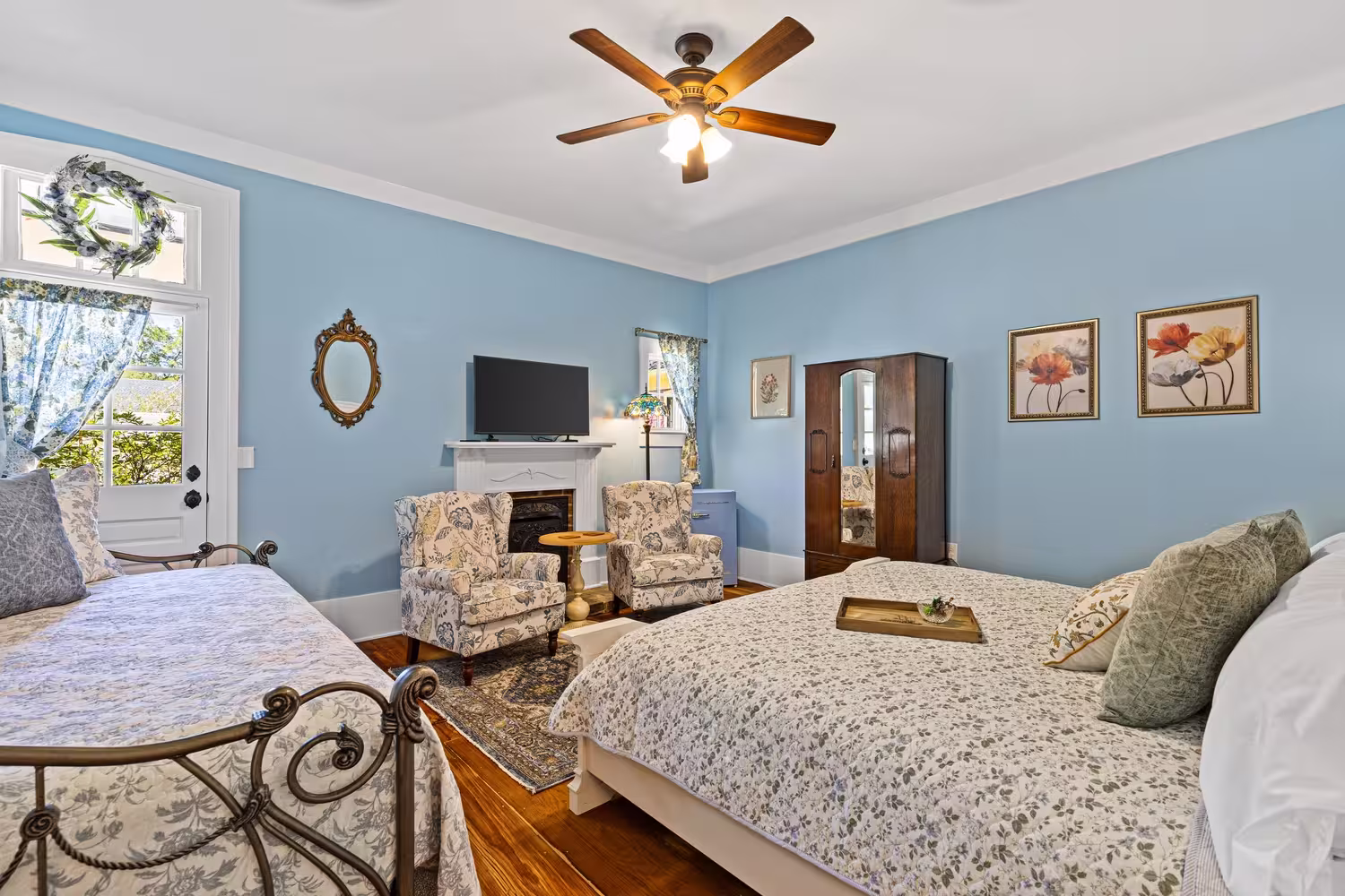 Victorian Garden Room 1